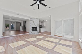 1412 N Crosspointe St in Duncanville, TX - Building Photo - Building Photo