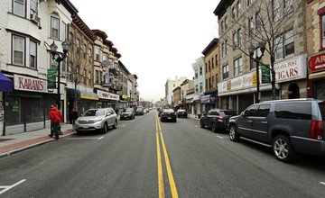 905 Summit Ave in Union City, NJ - Building Photo - Building Photo