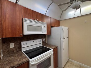 1401 SW 135th Terrace in Pembroke Pines, FL - Building Photo - Building Photo