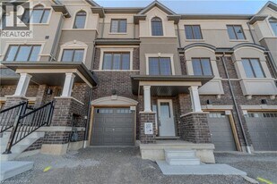 620 Colborne St W in Brantford, ON - Building Photo