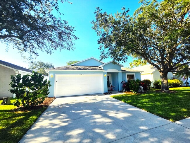 property at 1165 N 13th Square