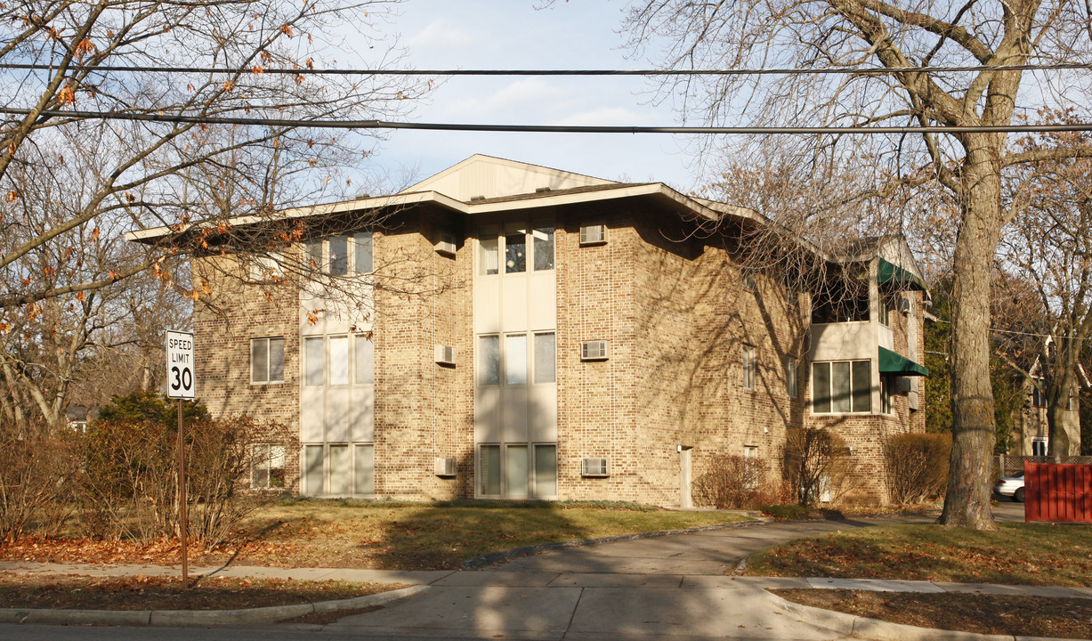 1400 Morton Ave in Ann Arbor, MI - Foto de edificio