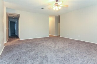 417 Pacific Crest Trail in Edmond, OK - Building Photo - Building Photo