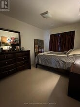 49 Shirrick Dr in Richmond Hill, ON - Building Photo - Building Photo