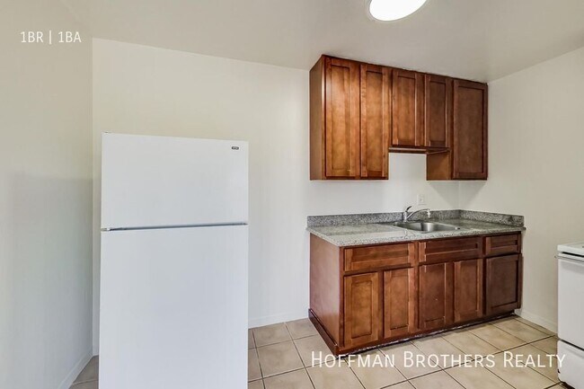 1826 28th Ave in Oakland, CA - Building Photo - Building Photo