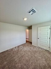 1936 Eli Ave in Tuttle, OK - Building Photo - Building Photo