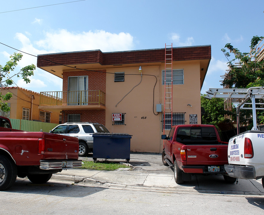 458 SW 6th St in Miami, FL - Building Photo