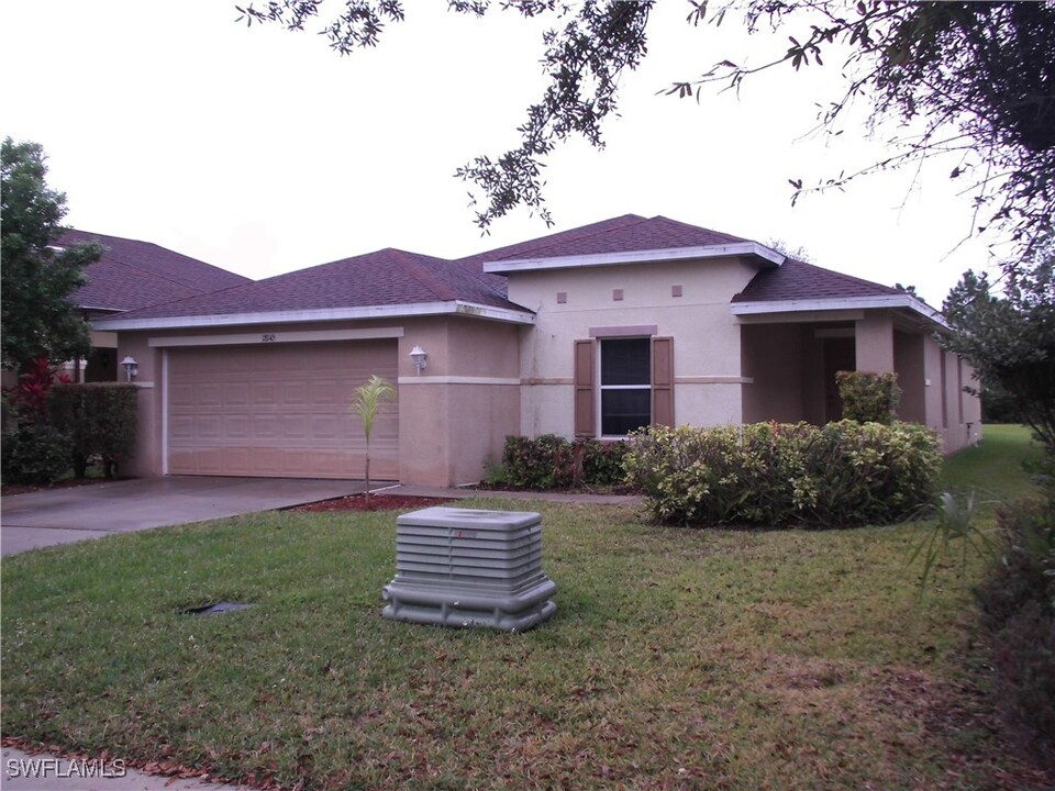 18145 Horizon View Blvd in Lehigh Acres, FL - Building Photo