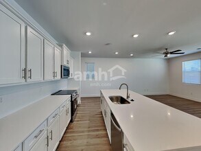 7430 Keller Ln in Tucson, AZ - Building Photo - Building Photo