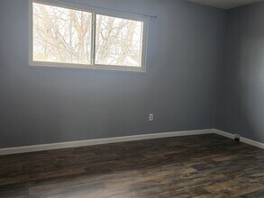 807 Hutchinson Dr in Colorado Springs, CO - Building Photo - Building Photo