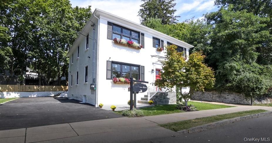 25 Van Duzen Pl in Tuckahoe, NY - Building Photo