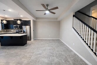 3749 Brighton Park Cir in Belle Isle, FL - Building Photo - Building Photo