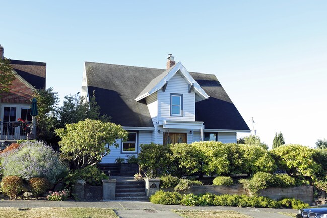3321 NW 72nd St