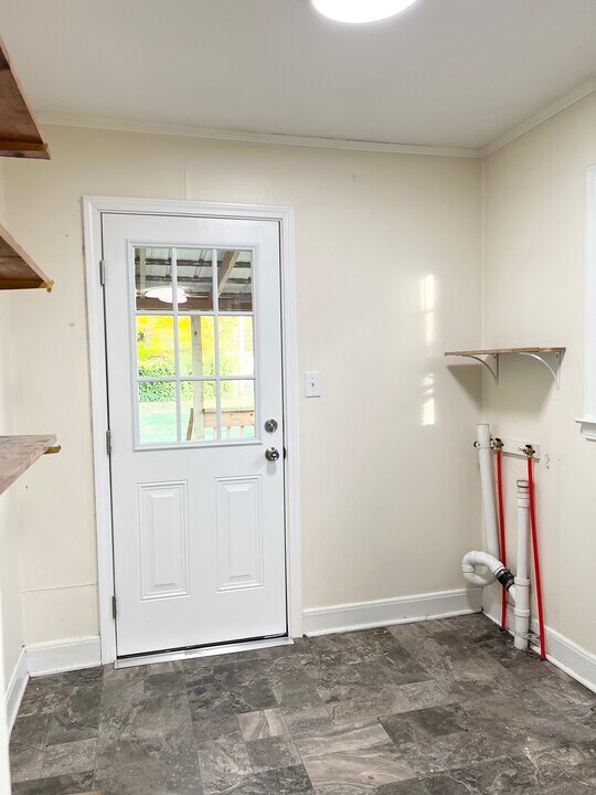 818 Mulberry St in Elizabethton, TN - Building Photo