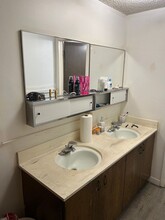 745 1350 S in Orem, UT - Foto de edificio - Building Photo