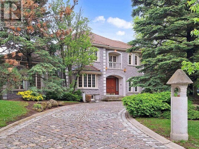 property at 25 Quail Run Blvd