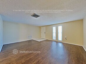 5800 Chapman Dr in New Port Richey, FL - Building Photo - Building Photo