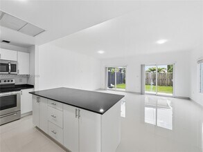13650 SW 260th St in Homestead, FL - Building Photo - Building Photo