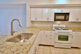 39E Bellis Cir in Cambridge, MA - Building Photo - Building Photo