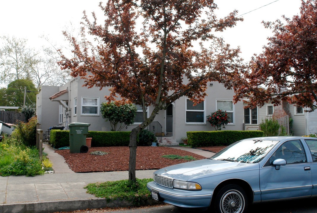 326-328 Carrillo St in Santa Rosa, CA - Building Photo