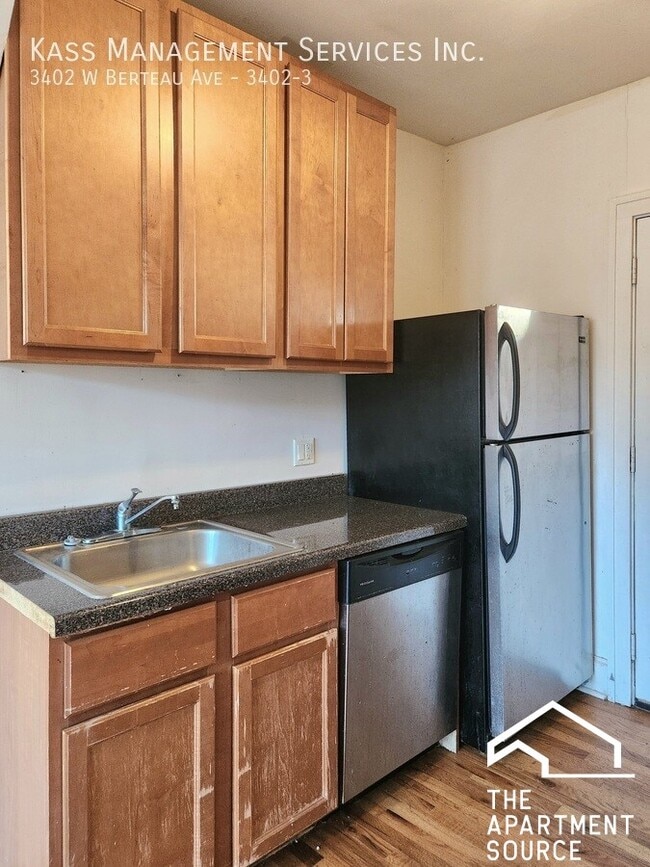 4204 N Kimball Ave in Chicago, IL - Foto de edificio - Building Photo