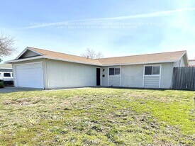 2018 Southwood Dr in Vacaville, CA - Building Photo