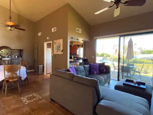 45384 Driftwood Dr in Palm Desert, CA - Building Photo - Building Photo