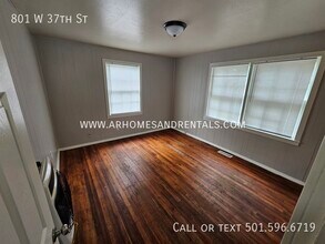 801 W 37th St in North Little Rock, AR - Building Photo - Building Photo