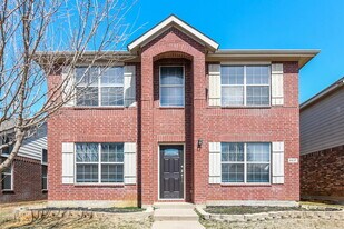 8837 Stewart St in Cross Roads, TX - Building Photo