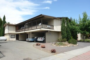 5585 Clovercrest Dr in San Jose, CA - Building Photo