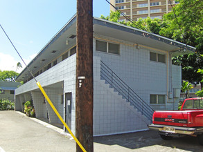 1515 S King St in Honolulu, HI - Foto de edificio - Building Photo