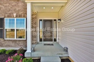 216 Liberty Valley Dr in Foristell, MO - Building Photo - Building Photo