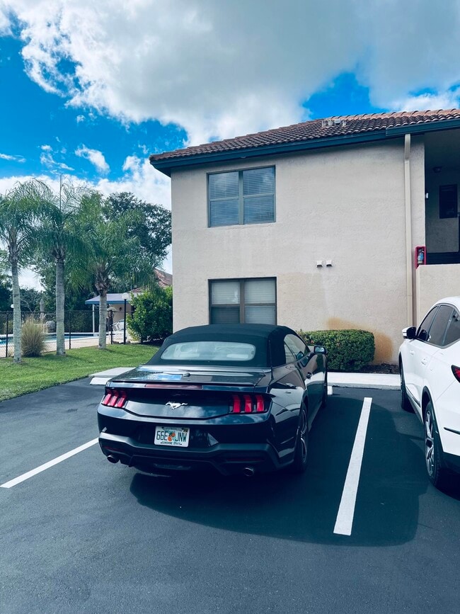 2454 SE Garden Terrace in Port St. Lucie, FL - Building Photo - Building Photo