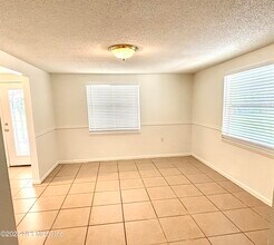 28541 Trigg Rd in Hilliard, FL - Building Photo - Building Photo