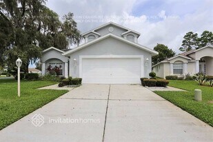 11443 Short Ct in New Port Richey, FL - Building Photo