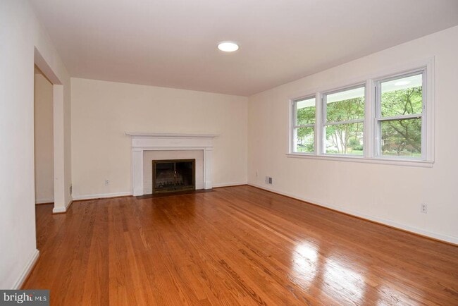 3865 N Upland St in Arlington, VA - Building Photo - Building Photo