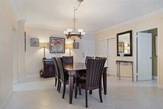 4250 Galt Ocean Dr, Unit 5A in Fort Lauderdale, FL - Building Photo - Building Photo