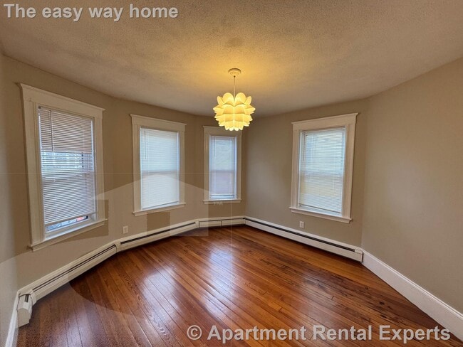 97 Marion St in Somerville, MA - Foto de edificio - Building Photo