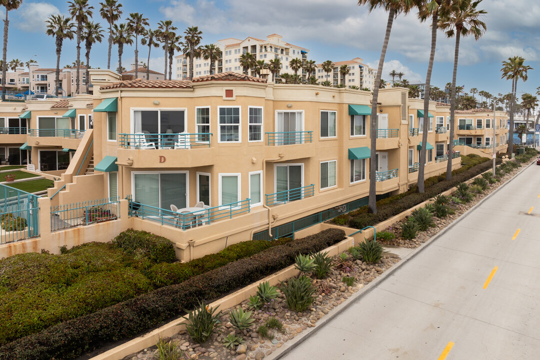 San Miguel in Oceanside, CA - Building Photo