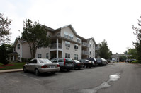 Emerald Pond in Durham, NC - Foto de edificio - Building Photo