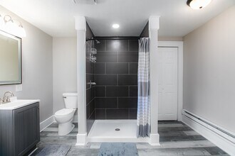 1250 Portage Ave in South Bend, IN - Foto de edificio - Building Photo