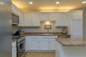 8 Harbor View in Laguna Vista, TX - Building Photo - Building Photo