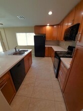 4226 E Ahwatukee Dr in Phoenix, AZ - Building Photo - Building Photo