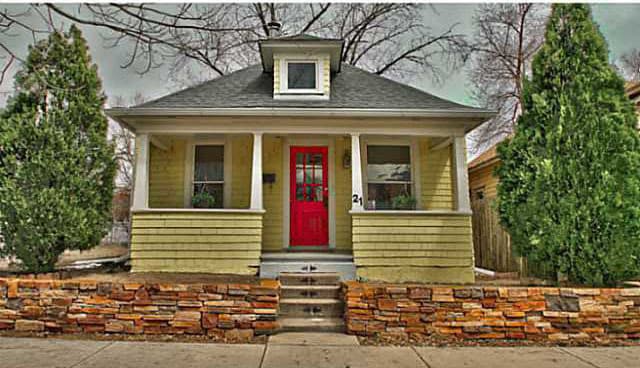 property at 21 N Walnut St