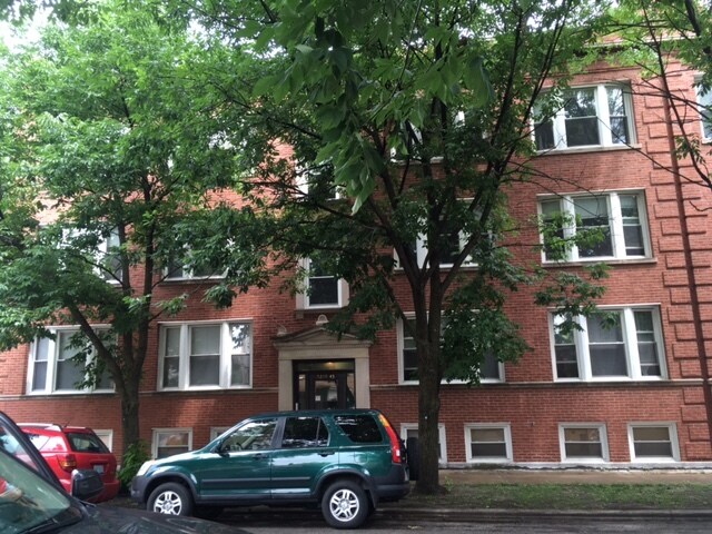 5245 N Winchester Ave in Chicago, IL - Building Photo
