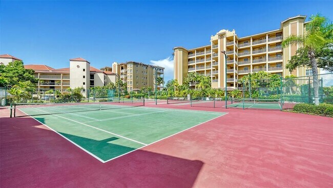 5100 Jessie Harbor Dr in Osprey, FL - Foto de edificio - Building Photo