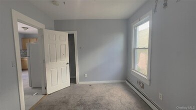 211 Winnikee Ave in Poughkeepsie, NY - Building Photo - Building Photo