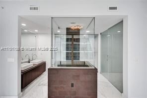 1040 Biscayne Blvd, Unit # 3608 in Miami, FL - Building Photo - Building Photo