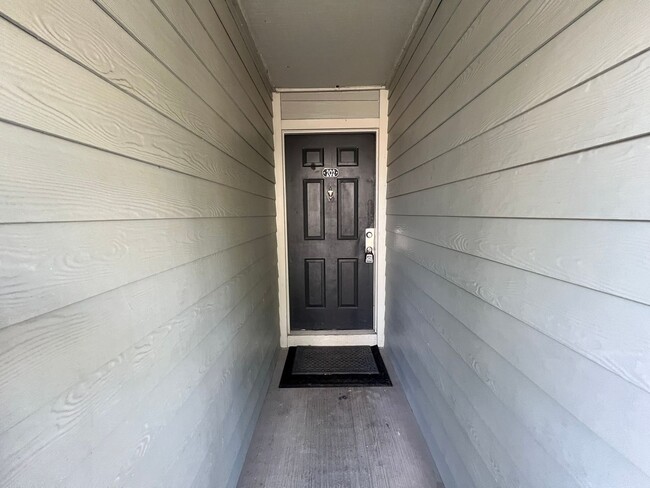 6178 Westgate Dr in Orlando, FL - Building Photo - Building Photo