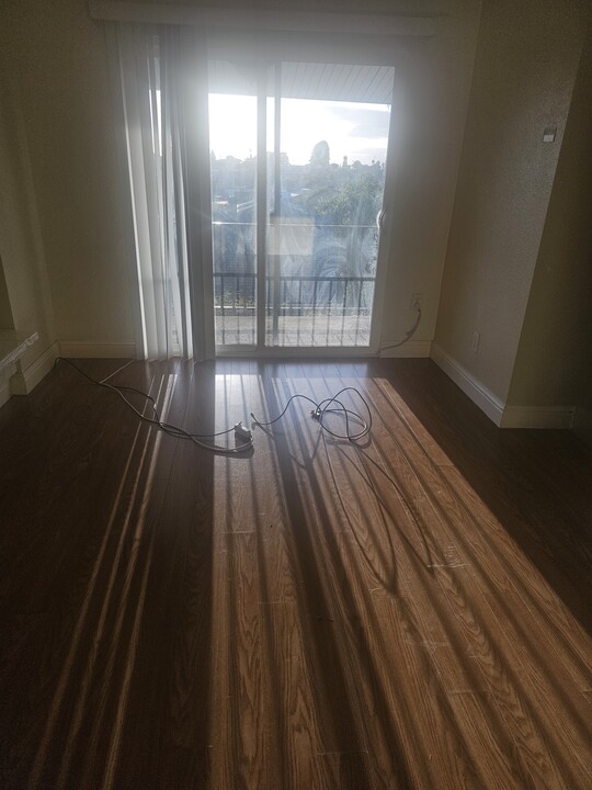 811 2nd St, Unit B in Rodeo, CA - Building Photo
